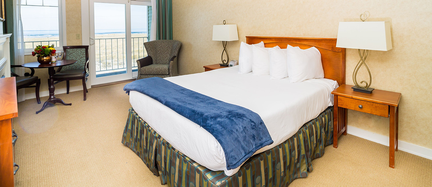Gorgeous Guestrooms with Ocean Views