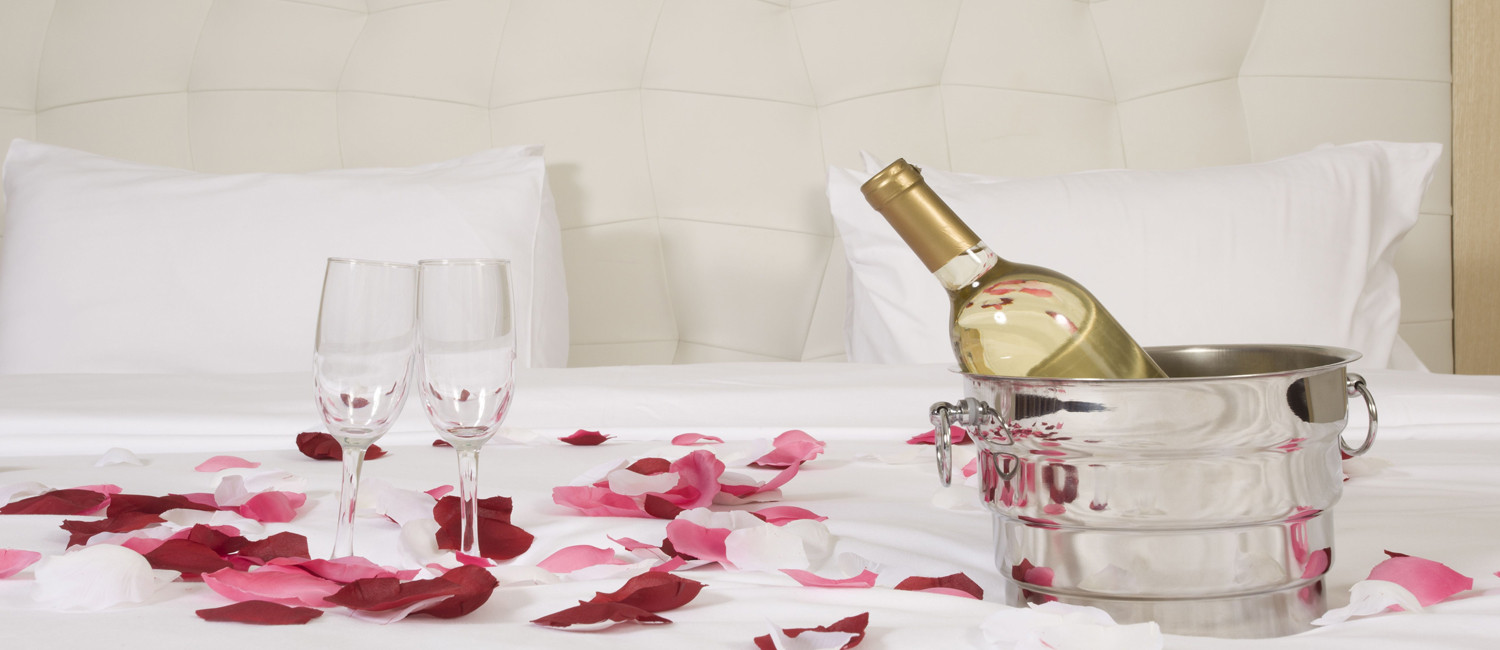 Specials & Packages at Inn of the Four Winds
